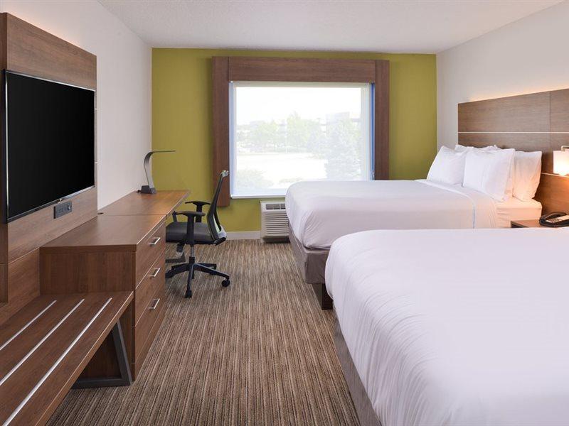 Express & - - 120th And Maple By Ihg 3*