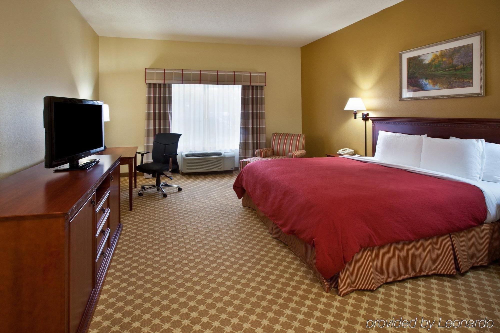 Hotel Express & - - 120th And Maple By Ihg Omaha