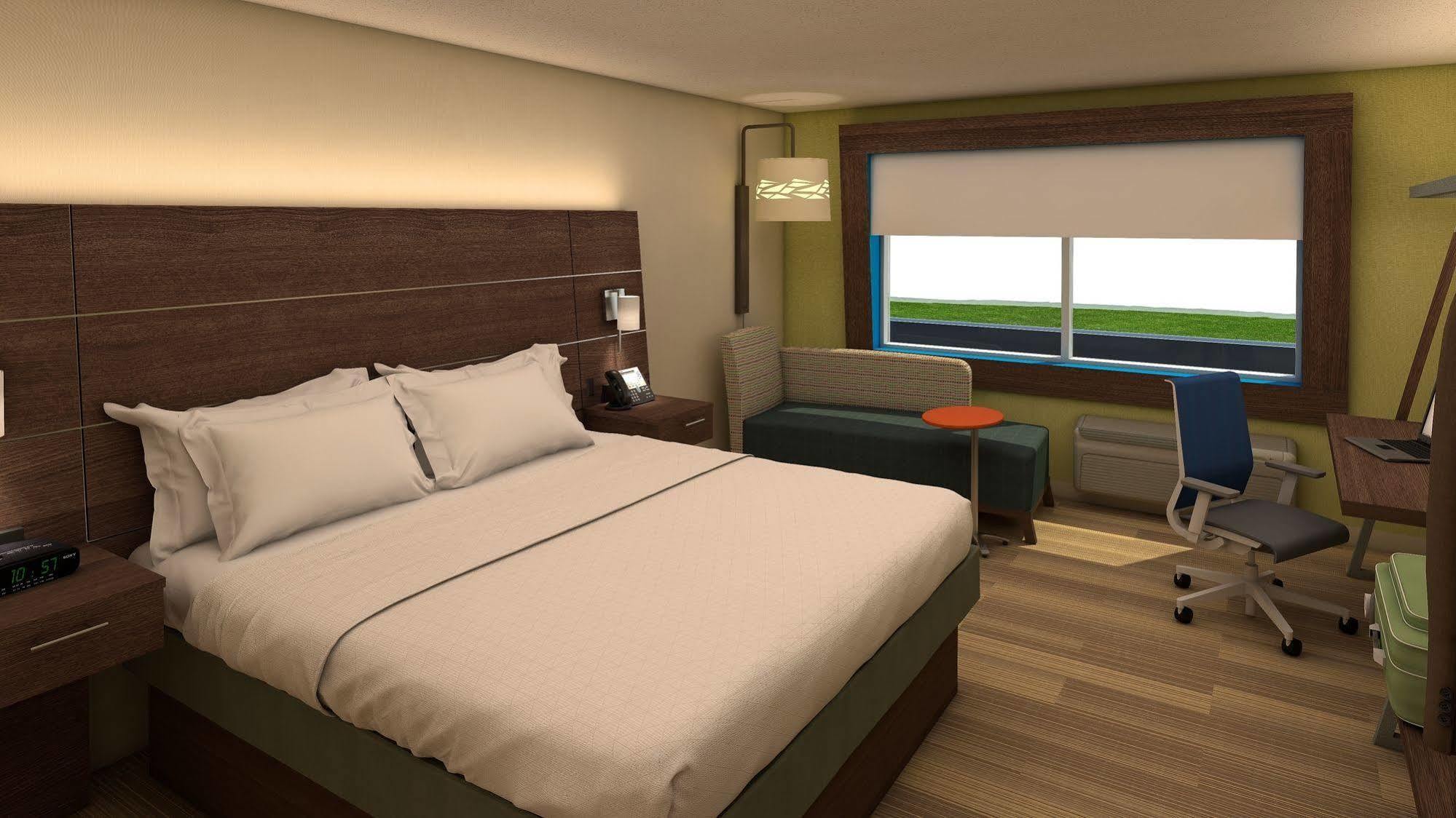 Hotel Express & - - 120th And Maple By Ihg